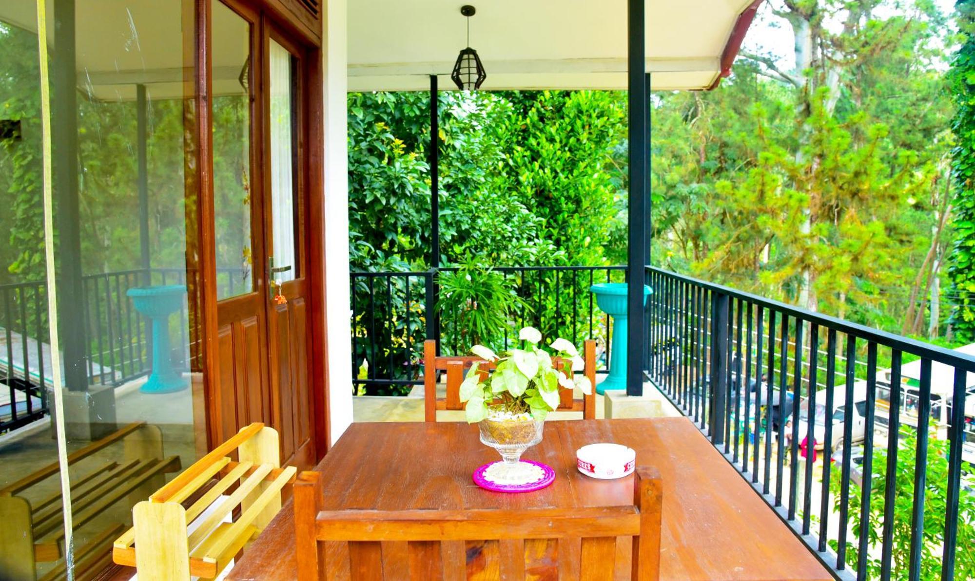 Breeze Blows Inn เอลลา ภายนอก รูปภาพ